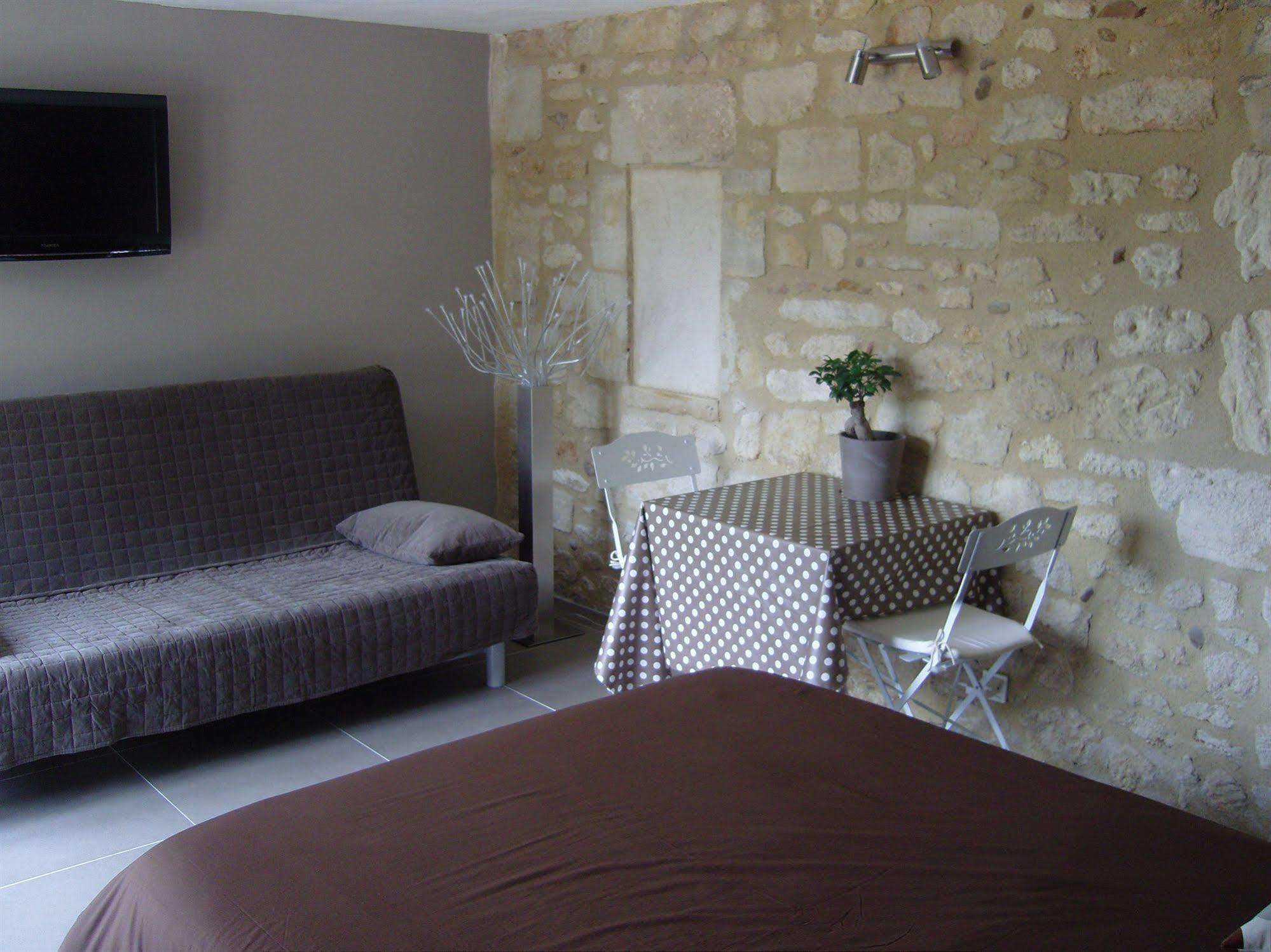 Mas Guiraud, Le Coquet Bed & Breakfast บูแคร์ ภายนอก รูปภาพ